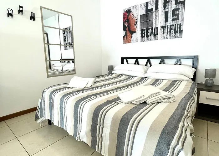 Toret Vanchiglia Studio Apartment